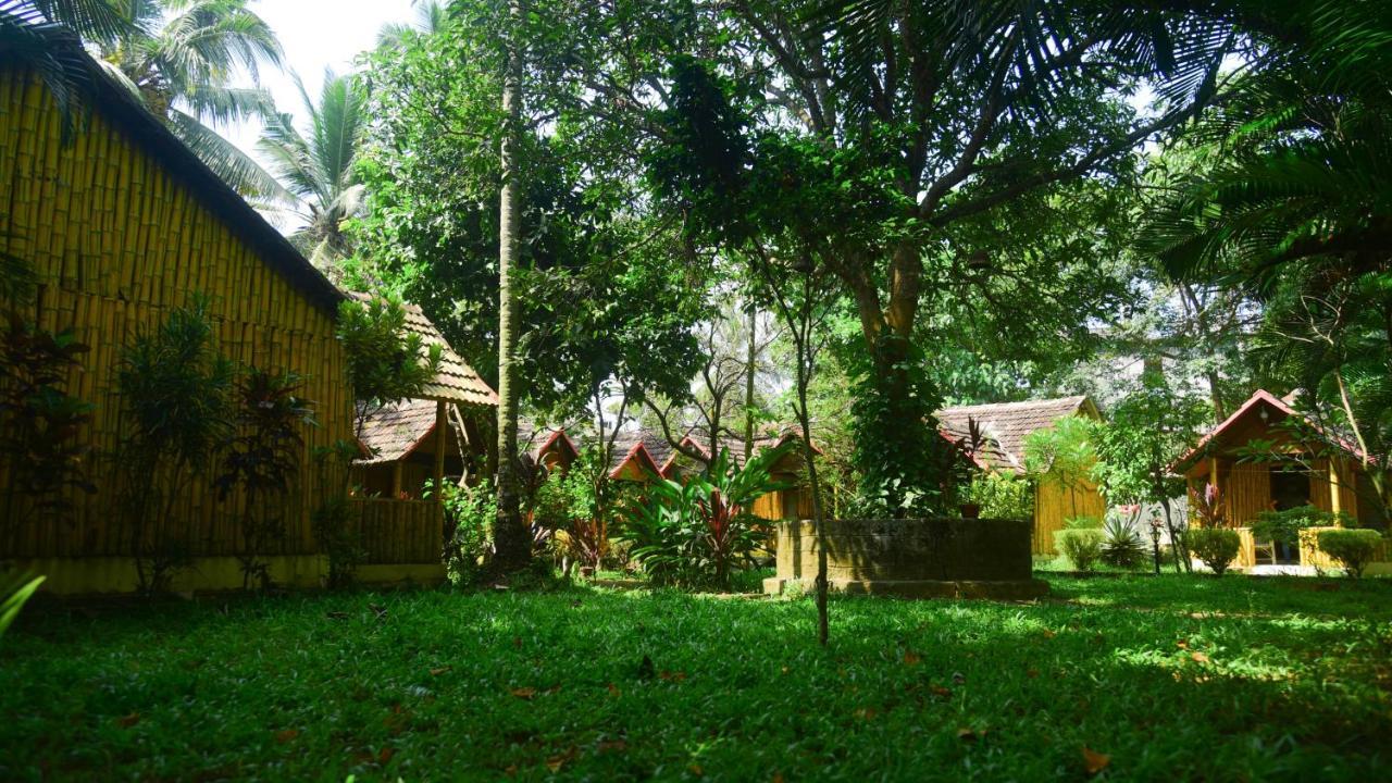Savithri Inn Cottage Варкала Экстерьер фото