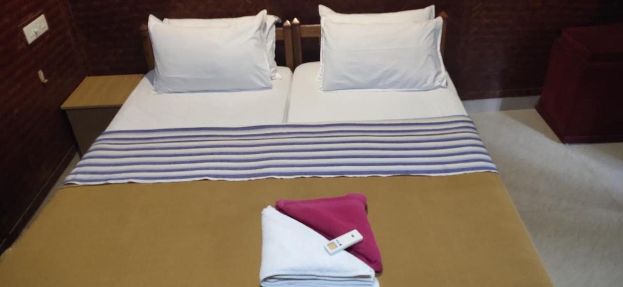 Savithri Inn Cottage Варкала Экстерьер фото