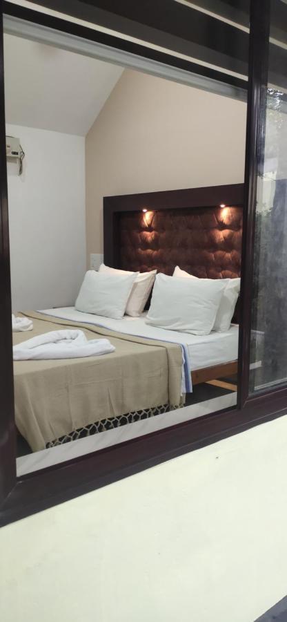 Savithri Inn Cottage Варкала Экстерьер фото