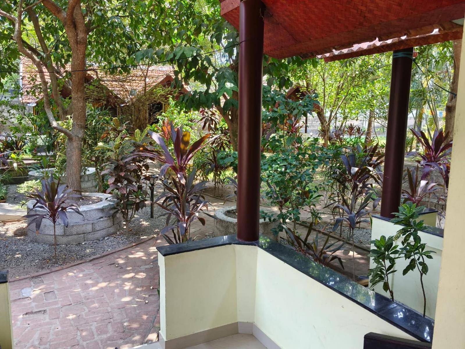 Savithri Inn Cottage Варкала Экстерьер фото